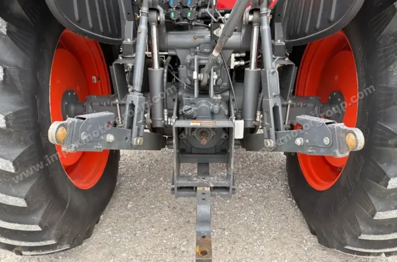 2019 Kubota M6-141 MFWD photo 25