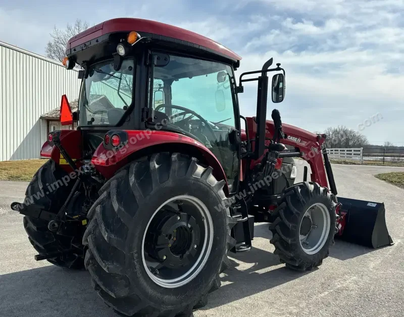 2022 Case IH Farmall 115A photo 5