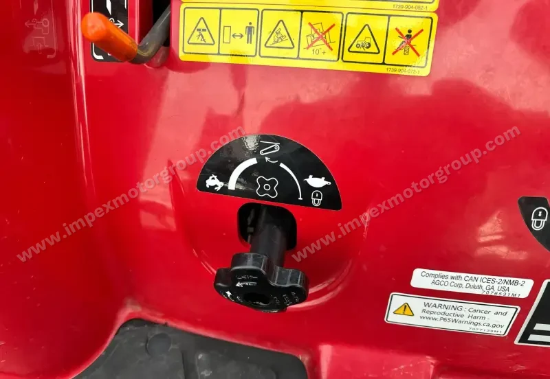 2021 Massey Ferguson GC1723 photo 56