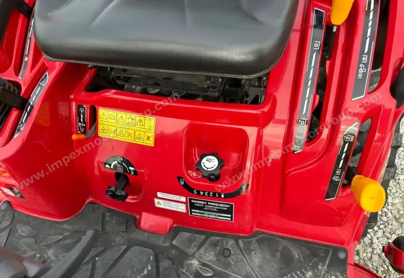2021 Massey Ferguson GC1723 photo 55