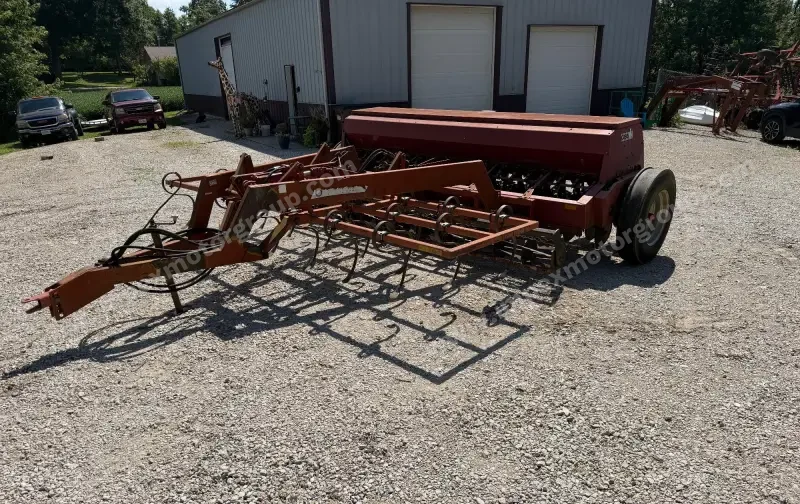 2021 Case IH Maxxum 150 MFWD Tractor W/Grapple Loader photo 83