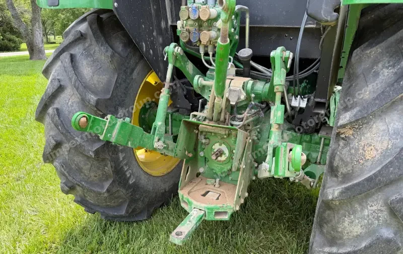 2019 John Deere 5100E MFWD Tractor W/540M Loader | Agriculture photo 9