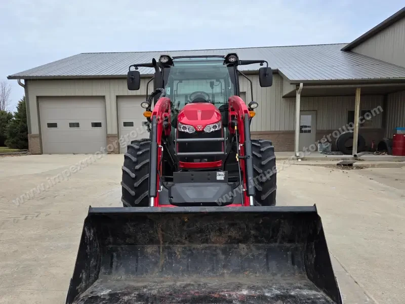 2022 Massey Ferguson 6713 MFWD Tractor W/FL3723 Loader photo 2