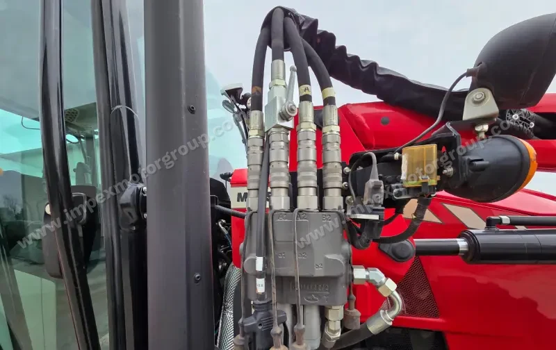 2022 Massey Ferguson 6713 MFWD Tractor W/FL3723 Loader photo 28