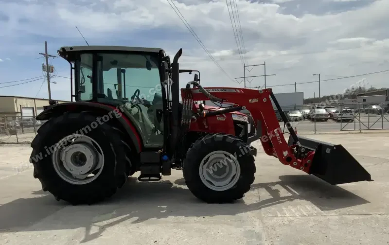 2017 Massey Ferguson 4710 MFWD Tractor W/Loader | Agriculture photo 4