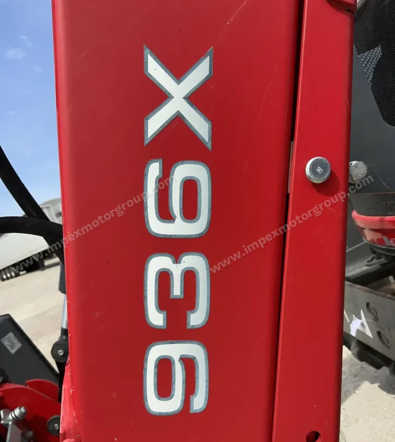 2017 Massey Ferguson 4710 MFWD Tractor W/Loader | Agriculture photo 12