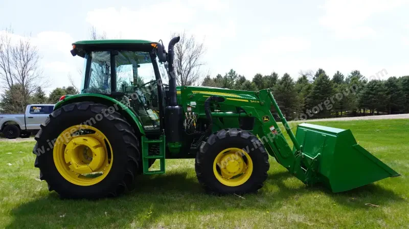 2018 John Deere 6105E MFWD Tractor W/540M Loader | Agriculture photo 4