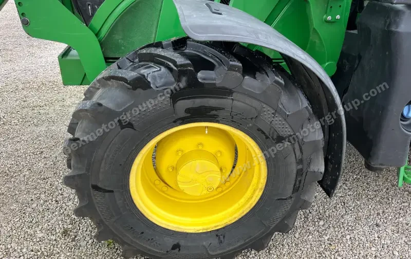 2015 John Deere 6130M MFWD Tractor W/Grapple Loader photo 39
