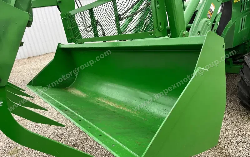 2015 John Deere 6130M MFWD Tractor W/Grapple Loader photo 28