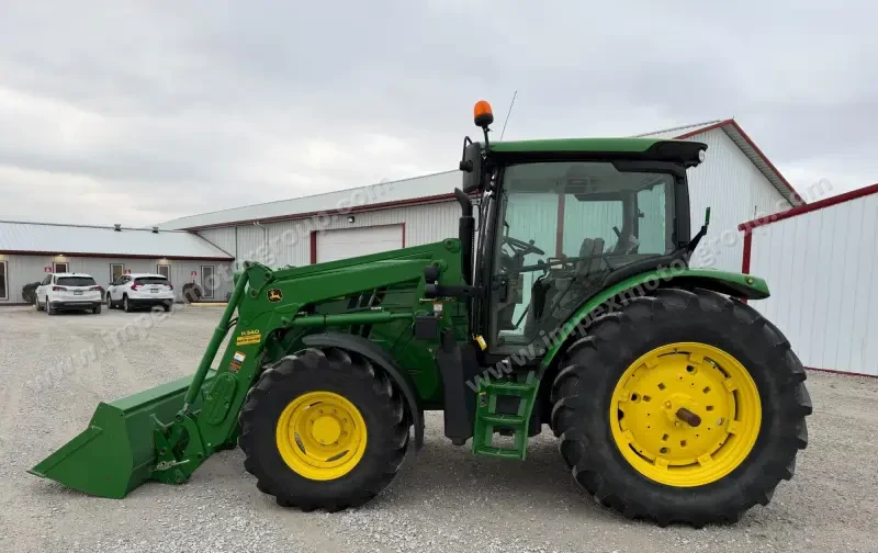 2013 John Deere 6125R MFWD Tractor | Agriculture photo 8