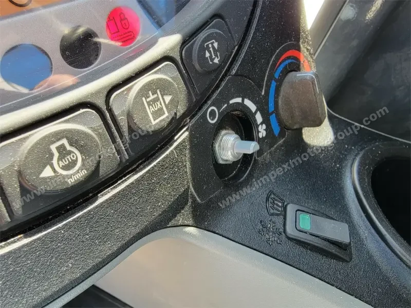 2018 Bobcat E55 photo 10