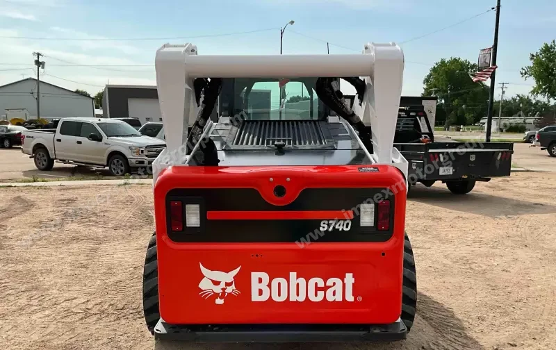 2022 Bobcat S740 Skid Steer photo 6
