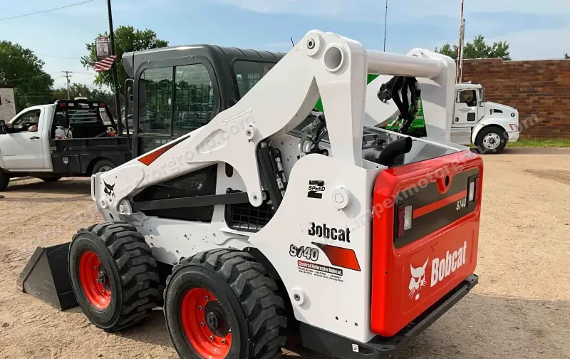 2022 Bobcat S740 Skid Steer photo 7