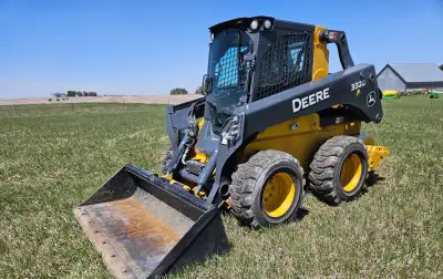 2019 John Deere 332G Skid Steer