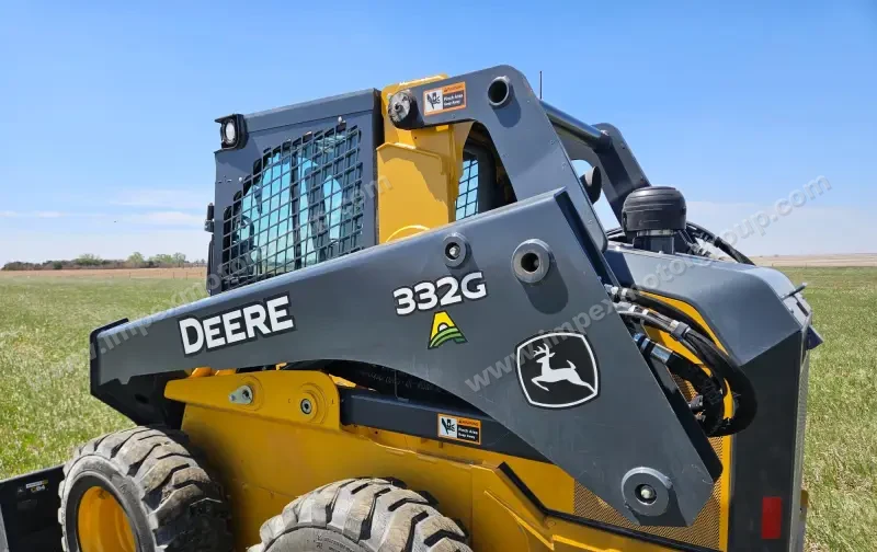 2019 John Deere 332G Skid Steer photo 24