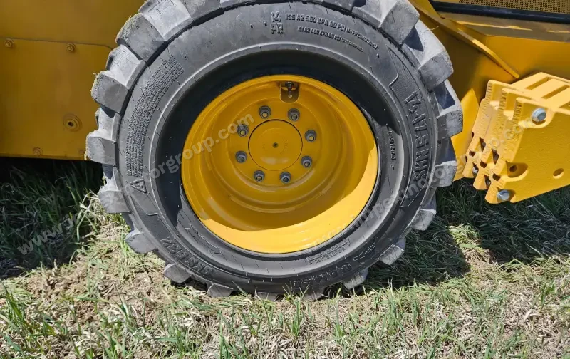 2019 John Deere 332G Skid Steer photo 33
