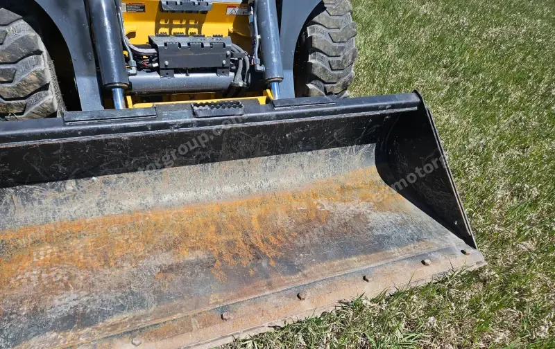 2019 John Deere 332G Skid Steer photo 13