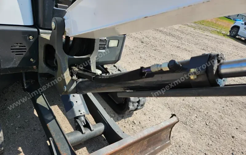 2016 Bobcat E35 Long Arm Mini Excavator | Construction photo 28