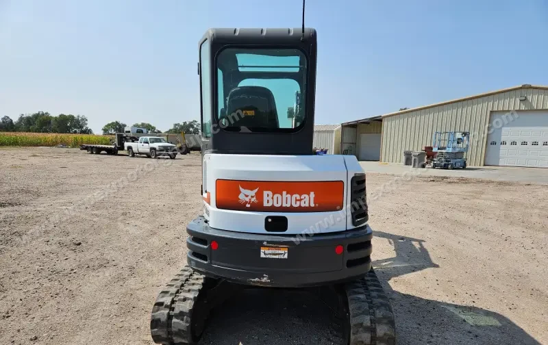 2016 Bobcat E35 Long Arm Mini Excavator | Construction photo 6