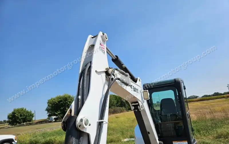 2016 Bobcat E35 Long Arm Mini Excavator | Construction photo 18