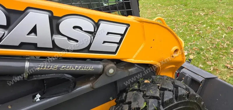 2017 Case SV280 Skid Steer photo 16