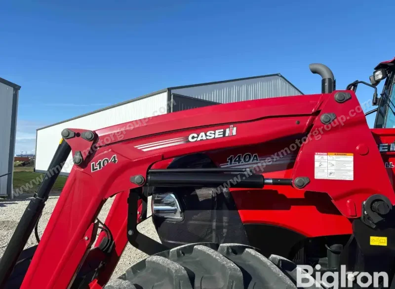 2022 Case IH Farmall 140A MFWD photo 16