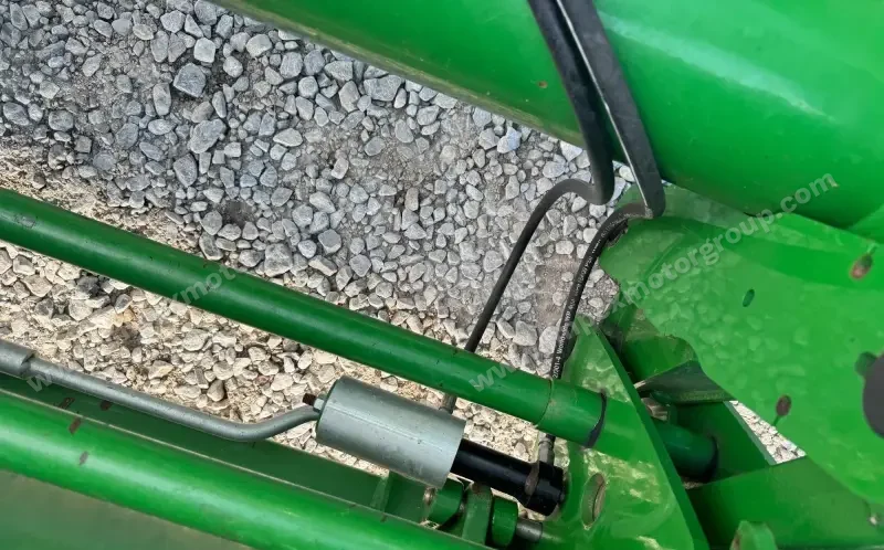 2010 John Deere 7530 Premium MFWD photo 27