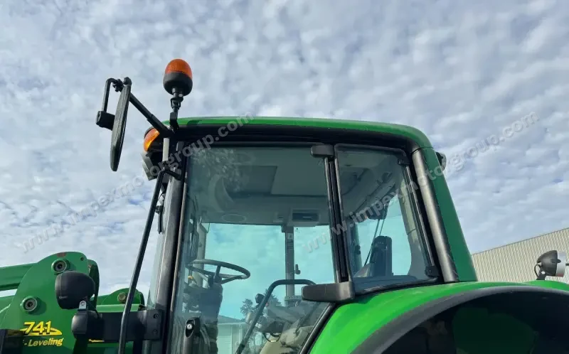 2010 John Deere 7530 Premium MFWD photo 71