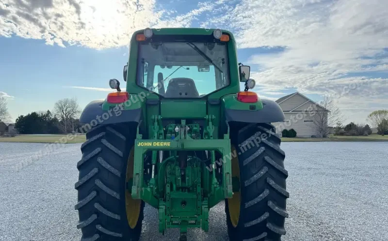 2010 John Deere 7530 Premium MFWD photo 82