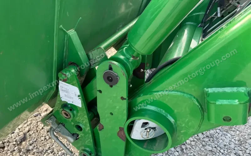2010 John Deere 7530 Premium MFWD photo 64