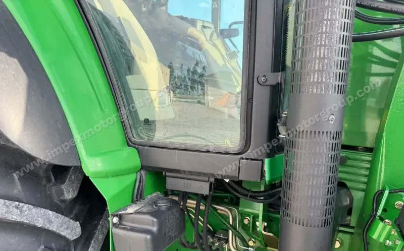2010 John Deere 7530 Premium MFWD photo 41