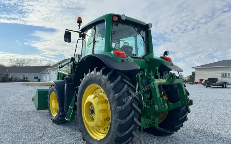 2010 John Deere 7530 Premium MFWD photo 53