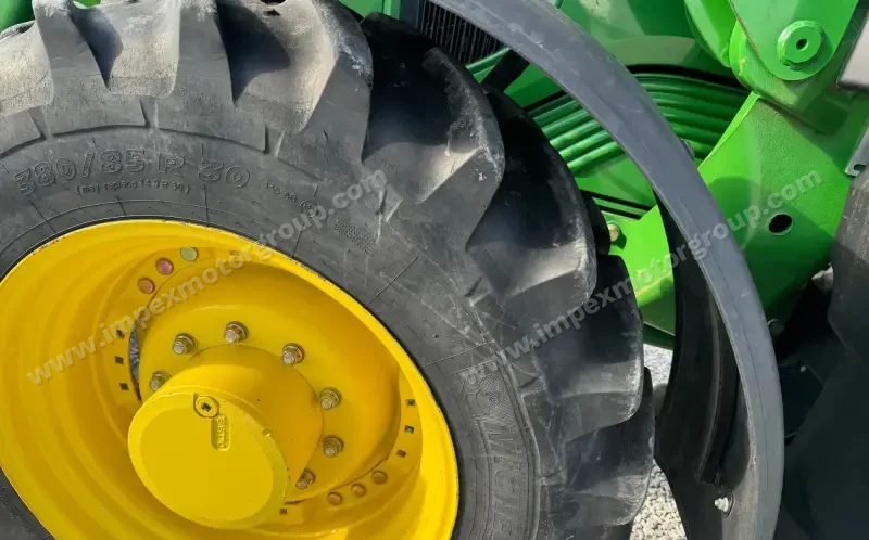 2010 John Deere 7530 Premium MFWD photo 8