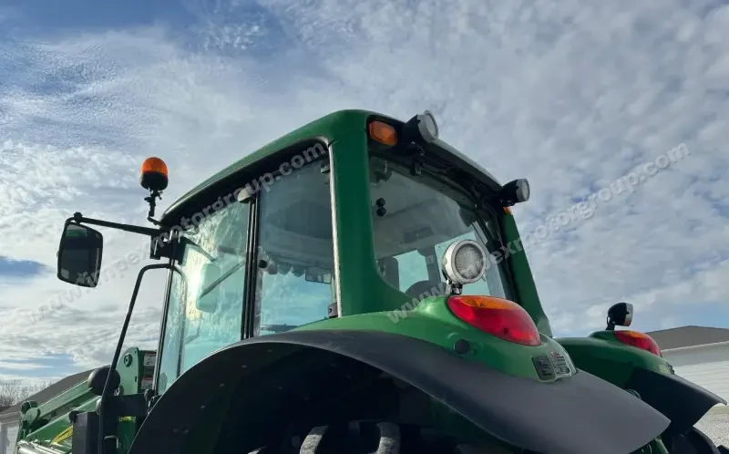 2010 John Deere 7530 Premium MFWD photo 58