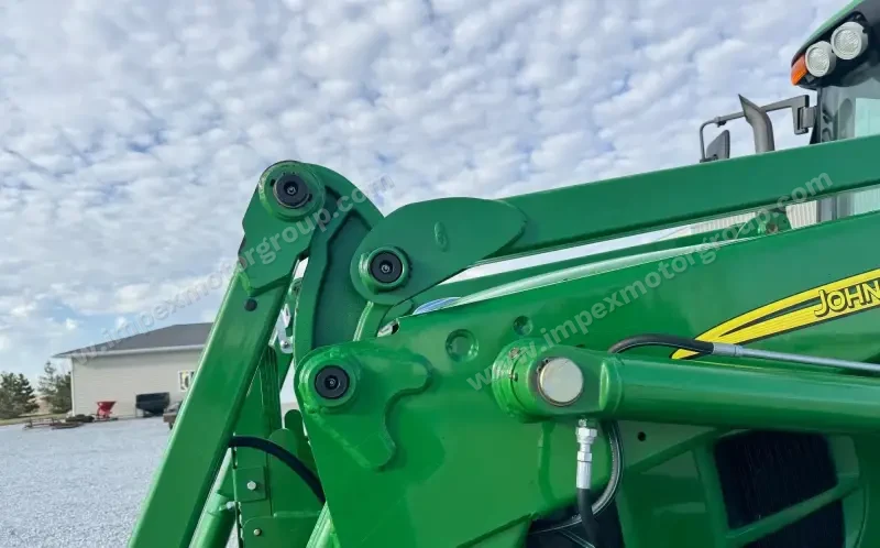 2010 John Deere 7530 Premium MFWD photo 11