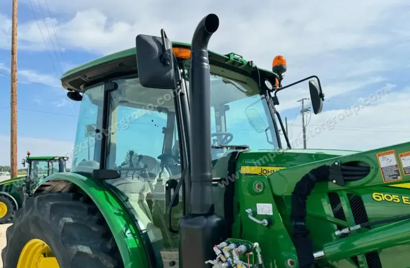 2022 John Deere 6105E MFWD photo 17