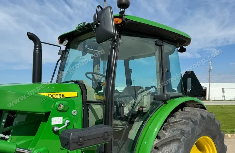 2022 John Deere 6105E MFWD photo 24