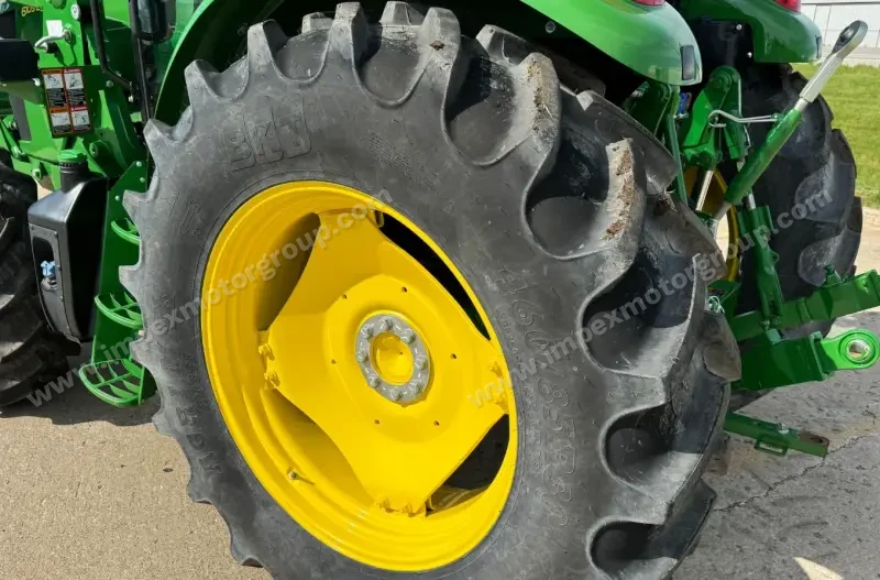 2022 John Deere 6105E MFWD photo 27