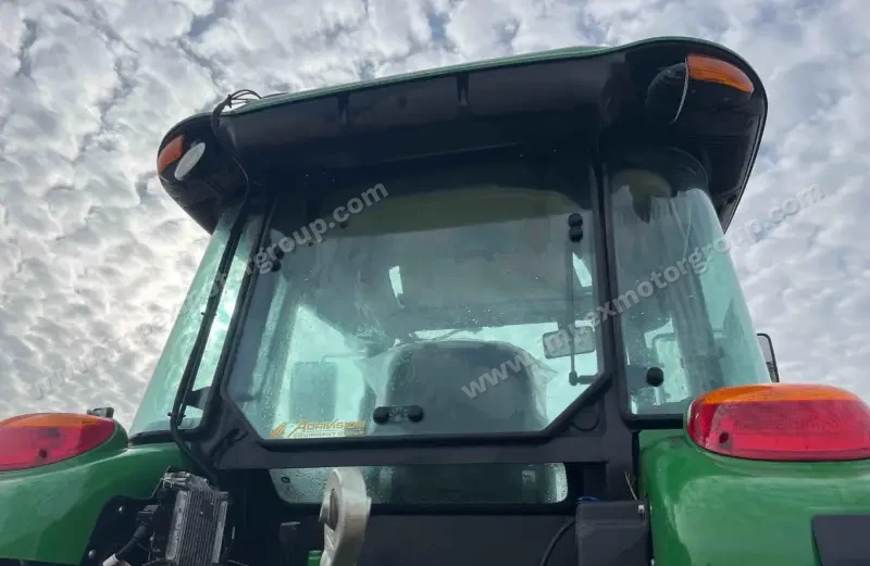 2021 John Deere 6120E MFWD photo 25