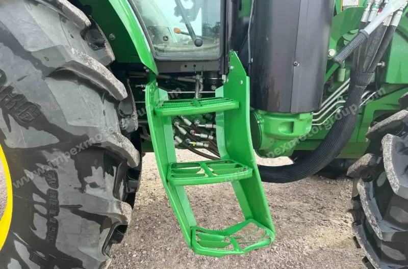 2021 John Deere 6120E MFWD photo 29