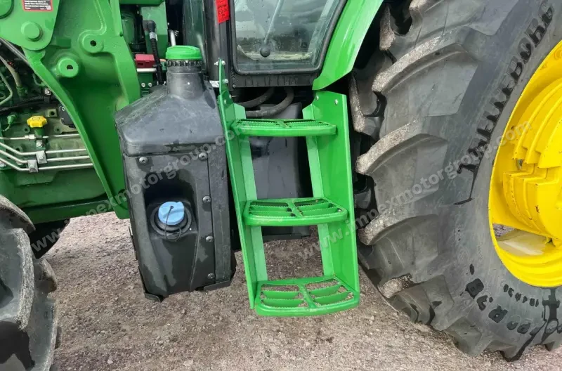 2021 John Deere 6120E MFWD photo 20