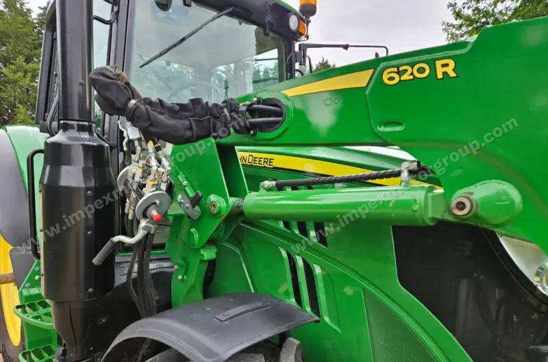 2017 John Deere 6130M MFWD photo 29
