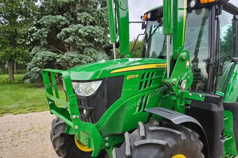 2017 John Deere 6130M MFWD photo 20