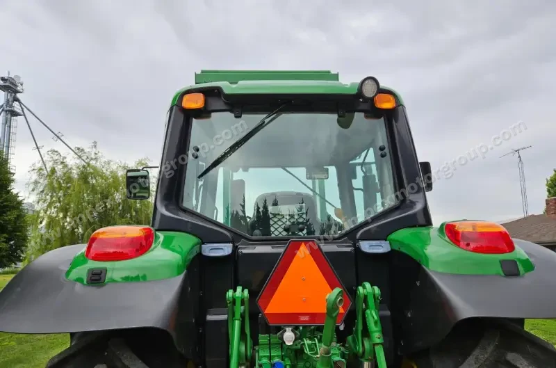 2017 John Deere 6130M MFWD photo 23