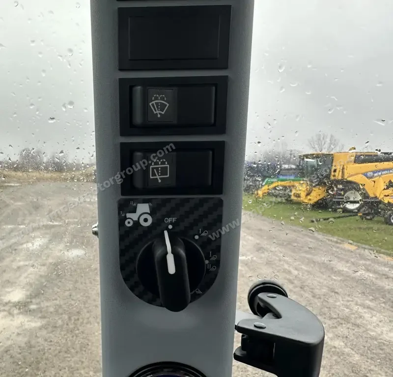 2020 New Holland Powerstar 110 photo 18