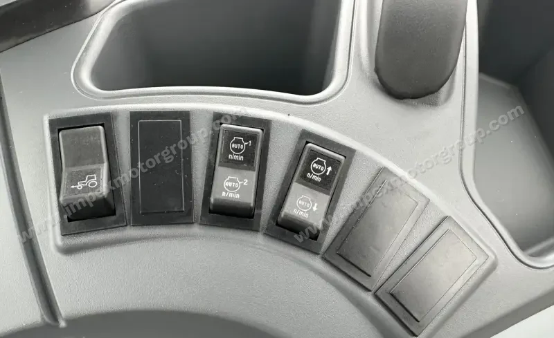 2020 New Holland Powerstar 110 photo 21