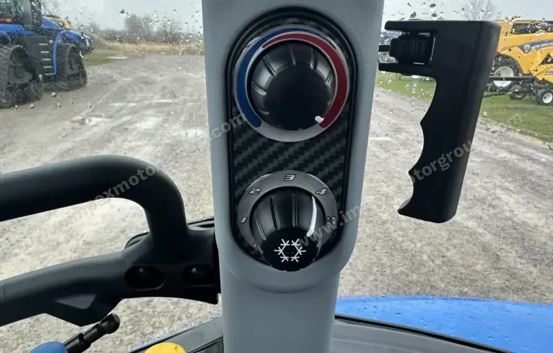 2020 New Holland Powerstar 110 photo 19