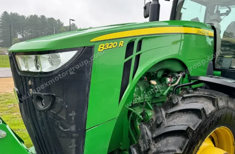 2016 John Deere 8320R MFWD photo 14