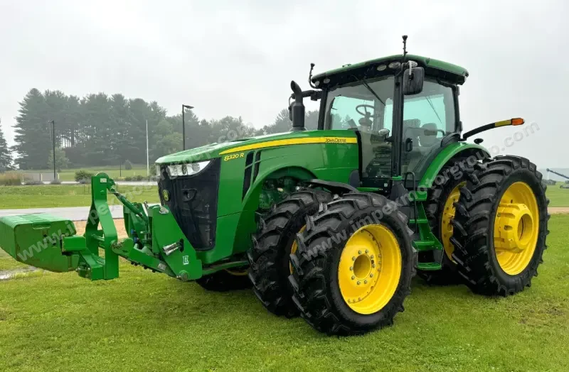2016 John Deere 8320R MFWD photo 1