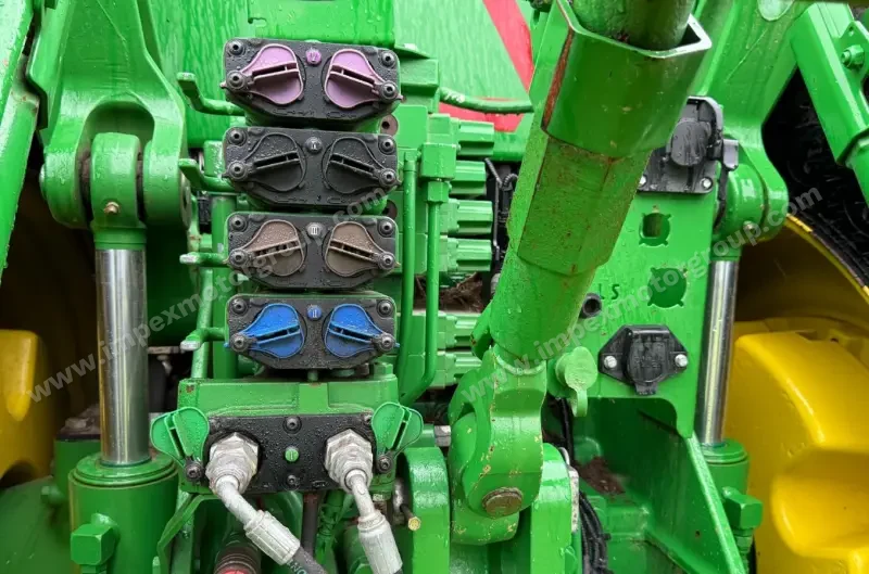 2016 John Deere 8320R MFWD photo 20